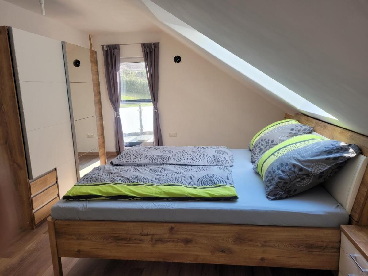Ferienwohnung Schertel - Dorsbrunn Pleinfeld Eksteriør bilde