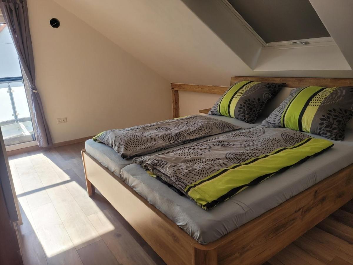 Ferienwohnung Schertel - Dorsbrunn Pleinfeld Eksteriør bilde